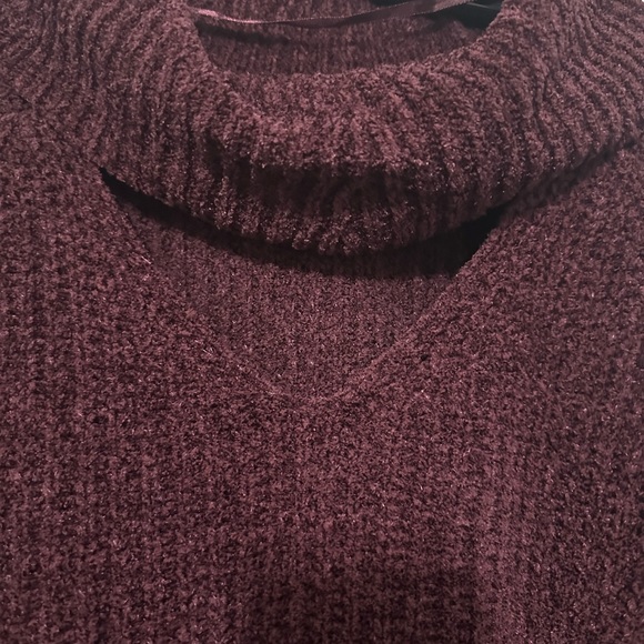 LANE BRYANT Peek-A-Boo Sweater - Picture 2 of 7